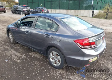 2015 Honda Civic Lx z USA, uszkodzony, nr VIN 19XFB2F54FE258699